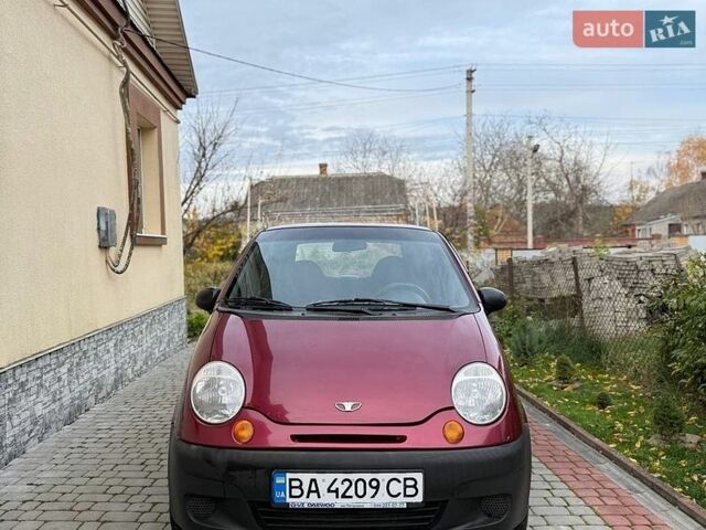 Красный Дэу Матиз, объемом двигателя 0.8 л и пробегом 109 тыс. км за 1450 $, фото 1 на Automoto.ua