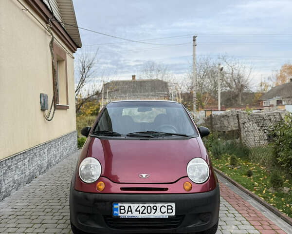 Червоний Деу Матіз, об'ємом двигуна 0.8 л та пробігом 107 тис. км за 2000 $, фото 1 на Automoto.ua