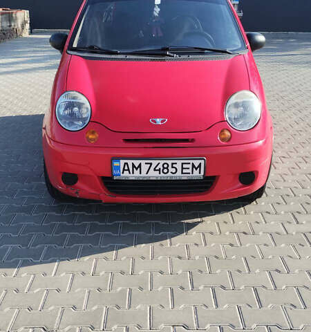 Красный Дэу Матиз, объемом двигателя 0.8 л и пробегом 132 тыс. км за 2700 $, фото 1 на Automoto.ua