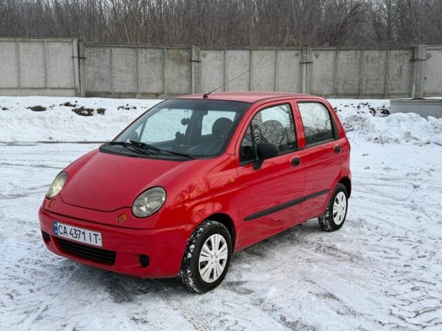Красный Дэу Матиз, объемом двигателя 0.8 л и пробегом 142 тыс. км за 2850 $, фото 1 на Automoto.ua