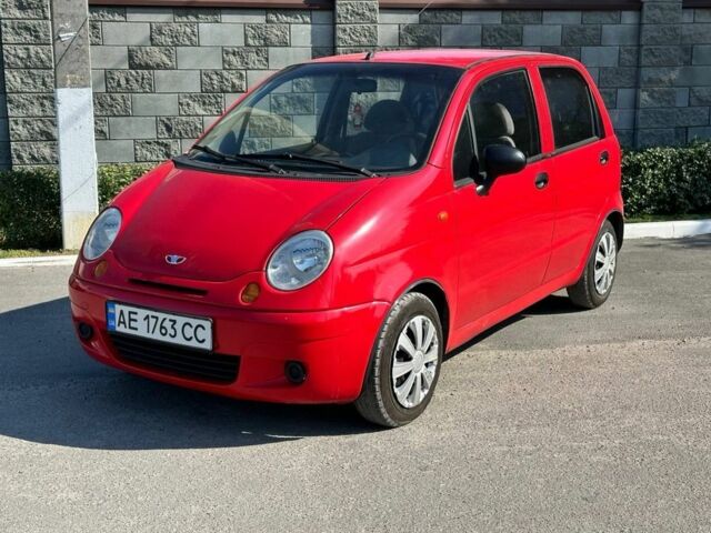 Красный Дэу Матиз, объемом двигателя 0.8 л и пробегом 100 тыс. км за 3000 $, фото 1 на Automoto.ua