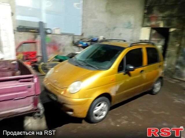 Жовтий Деу Матіз, об'ємом двигуна 0.8 л та пробігом 250 тис. км за 1300 $, фото 1 на Automoto.ua