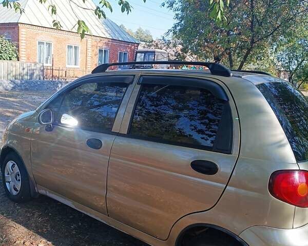 Желтый Дэу Матиз, объемом двигателя 0.8 л и пробегом 134 тыс. км за 2000 $, фото 1 на Automoto.ua