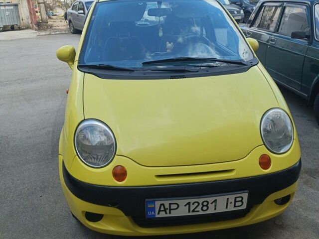 Желтый Дэу Матиз, объемом двигателя 0.8 л и пробегом 152 тыс. км за 1300 $, фото 1 на Automoto.ua