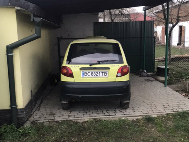 Желтый Дэу Матиз, объемом двигателя 0.8 л и пробегом 86 тыс. км за 2150 $, фото 1 на Automoto.ua