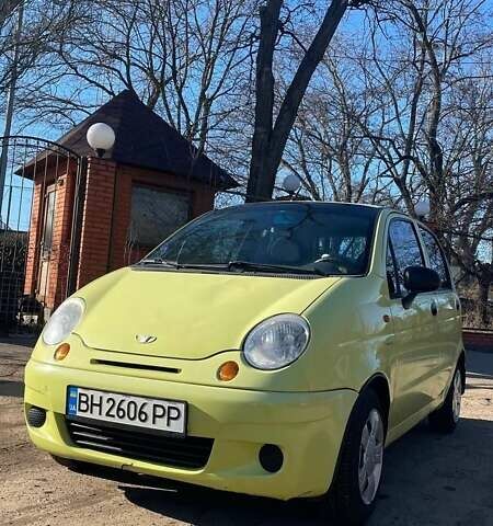 Желтый Дэу Матиз, объемом двигателя 0.8 л и пробегом 56 тыс. км за 2500 $, фото 1 на Automoto.ua