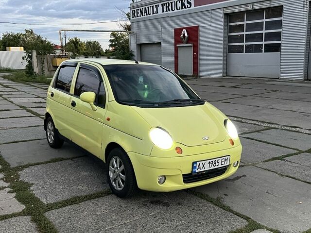 Желтый Дэу Матиз, объемом двигателя 1 л и пробегом 150 тыс. км за 1498 $, фото 1 на Automoto.ua