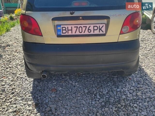 Желтый Дэу Матиз, объемом двигателя 0.8 л и пробегом 126 тыс. км за 1500 $, фото 1 на Automoto.ua