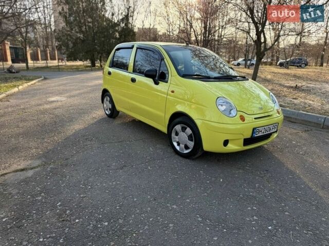 Желтый Дэу Матиз, объемом двигателя 0.8 л и пробегом 58 тыс. км за 3450 $, фото 1 на Automoto.ua