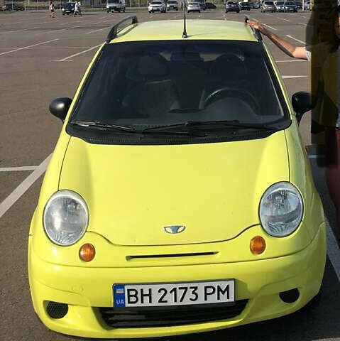 Желтый Дэу Матиз, объемом двигателя 0.8 л и пробегом 80 тыс. км за 1687 $, фото 1 на Automoto.ua