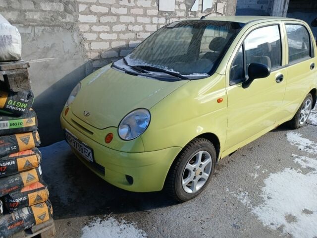 Жовтий Деу Матіз, об'ємом двигуна 0.8 л та пробігом 100 тис. км за 2000 $, фото 1 на Automoto.ua