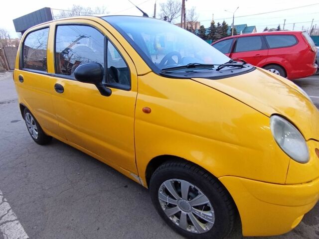 Желтый Дэу Матиз, объемом двигателя 0.08 л и пробегом 354 тыс. км за 2750 $, фото 1 на Automoto.ua