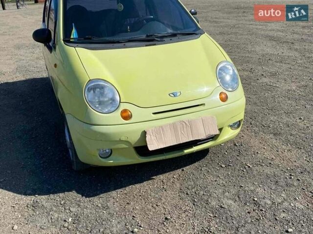 Желтый Дэу Матиз, объемом двигателя 0.8 л и пробегом 55 тыс. км за 2350 $, фото 1 на Automoto.ua