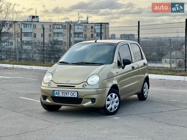 Желтый Дэу Матиз, объемом двигателя 0.8 л и пробегом 120 тыс. км за 2700 $, фото 1 на Automoto.ua