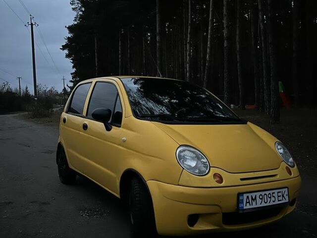Желтый Дэу Матиз, объемом двигателя 0.8 л и пробегом 150 тыс. км за 1500 $, фото 1 на Automoto.ua