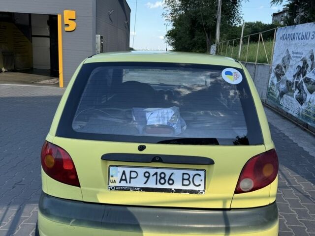 Желтый Дэу Матиз, объемом двигателя 0.8 л и пробегом 259 тыс. км за 1300 $, фото 1 на Automoto.ua