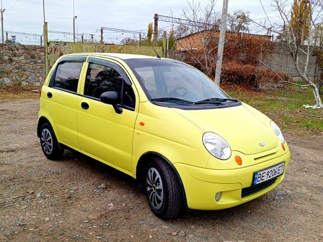 Желтый Дэу Матиз, объемом двигателя 0.8 л и пробегом 69 тыс. км за 3500 $, фото 1 на Automoto.ua