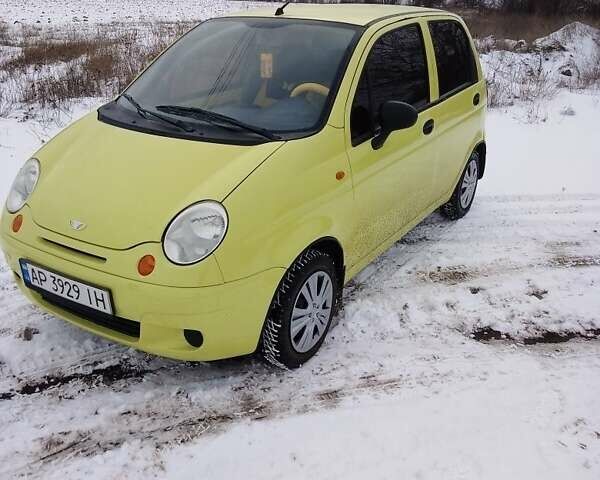 Жовтий Деу Матіз, об'ємом двигуна 0.8 л та пробігом 120 тис. км за 2018 $, фото 1 на Automoto.ua