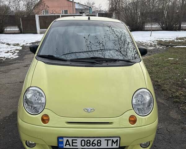Желтый Дэу Матиз, объемом двигателя 0.8 л и пробегом 60 тыс. км за 3200 $, фото 1 на Automoto.ua