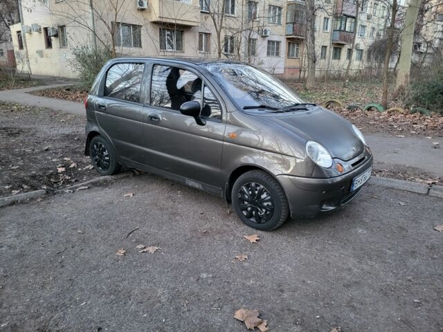 Серый Дэу Матиз, объемом двигателя 0.8 л и пробегом 105 тыс. км за 2250 $, фото 1 на Automoto.ua