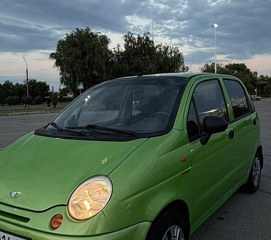 Зеленый Дэу Матиз, объемом двигателя 0.8 л и пробегом 120 тыс. км за 3000 $, фото 1 на Automoto.ua