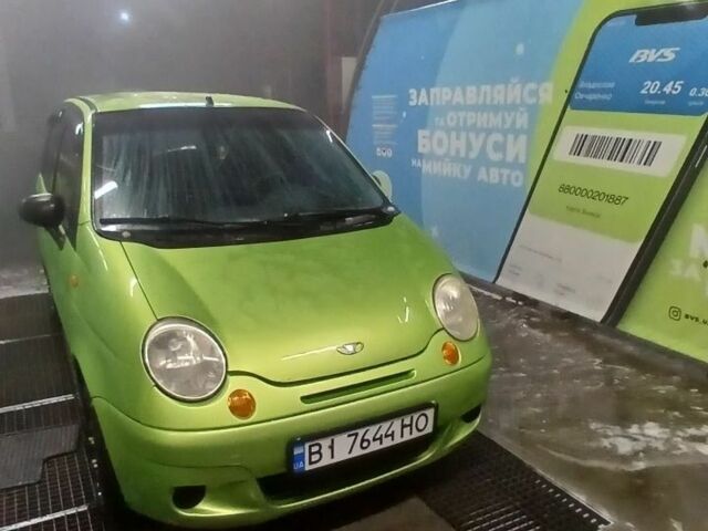 Зеленый Дэу Матиз, объемом двигателя 0.8 л и пробегом 200 тыс. км за 2000 $, фото 1 на Automoto.ua