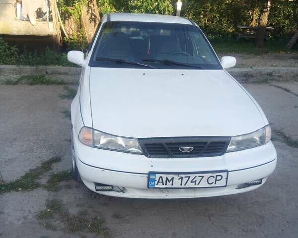 Дэу Нексия 2004 в Андрушевке на Automoto.ua Белый Дэу Нексия, объемом двигателя 1.5 л и пробегом 365 тыс. км за 1100 $, фото 1 на Automoto.ua