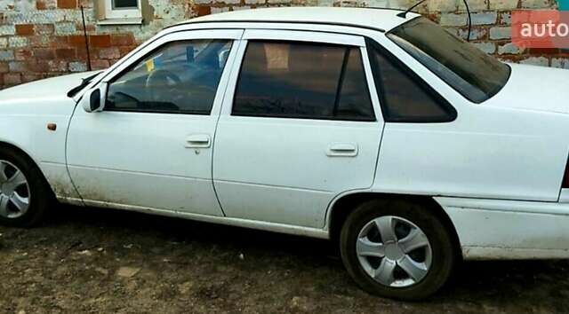 Білий Деу Нексія, об'ємом двигуна 1.5 л та пробігом 75 тис. км за 1500 $, фото 1 на Automoto.ua