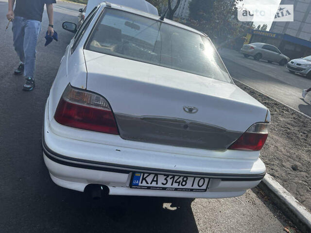 Білий Деу Нексія, об'ємом двигуна 1.6 л та пробігом 170 тис. км за 800 $, фото 1 на Automoto.ua