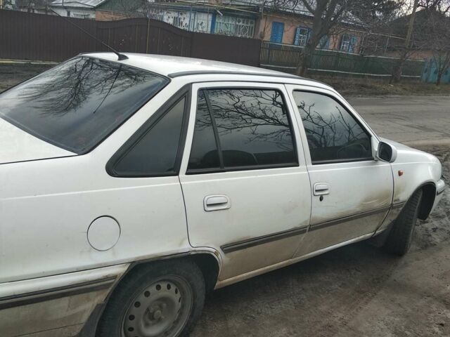 Білий Деу Нексія, об'ємом двигуна 1.6 л та пробігом 163 тис. км за 1800 $, фото 1 на Automoto.ua