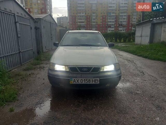 Білий Деу Нексія, об'ємом двигуна 1.5 л та пробігом 200 тис. км за 1899 $, фото 1 на Automoto.ua