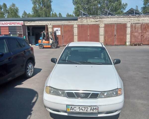 Белый Дэу Нексия, объемом двигателя 1.5 л и пробегом 207 тыс. км за 850 $, фото 1 на Automoto.ua
