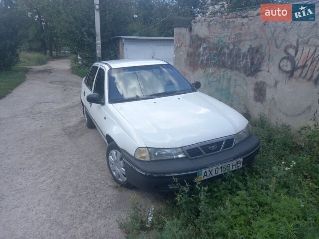 Белый Дэу Нексия, объемом двигателя 1.5 л и пробегом 200 тыс. км за 1899 $, фото 1 на Automoto.ua