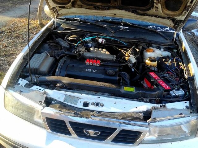 Белый Дэу Нексия, объемом двигателя 1.6 л и пробегом 280 тыс. км за 1300 $, фото 1 на Automoto.ua