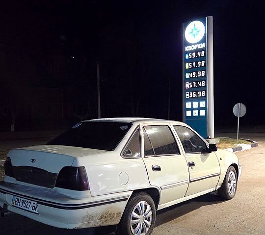 Білий Деу Нексія, об'ємом двигуна 1.5 л та пробігом 20000 тис. км за 850 $, фото 1 на Automoto.ua