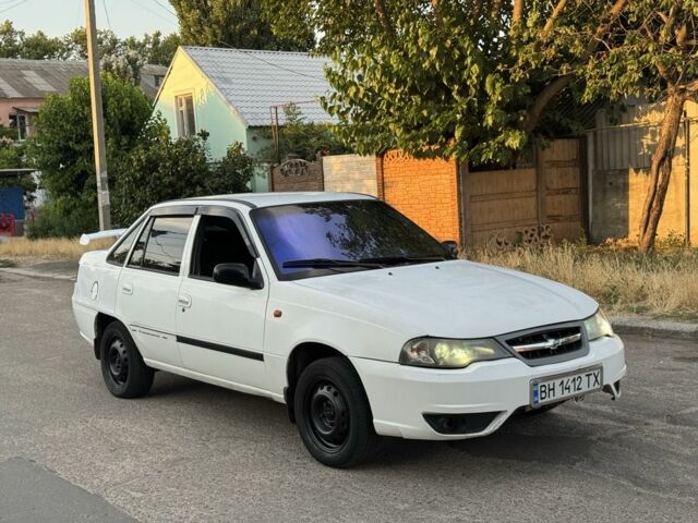 Білий Деу Нексія, об'ємом двигуна 1.5 л та пробігом 1000 тис. км за 1300 $, фото 1 на Automoto.ua