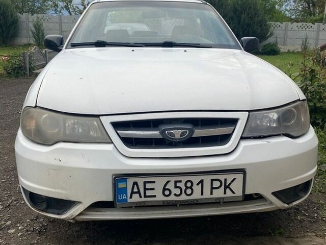 Белый Дэу Нексия, объемом двигателя 1.5 л и пробегом 110 тыс. км за 2300 $, фото 1 на Automoto.ua