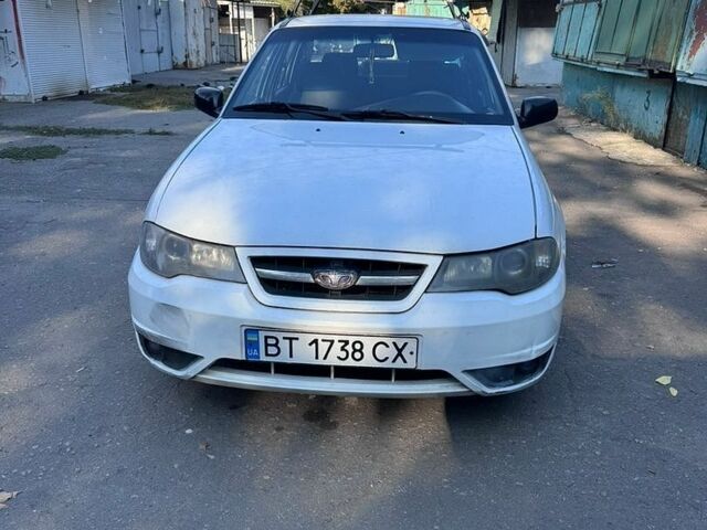 Білий Деу Нексія, об'ємом двигуна 1.5 л та пробігом 323 тис. км за 1650 $, фото 1 на Automoto.ua