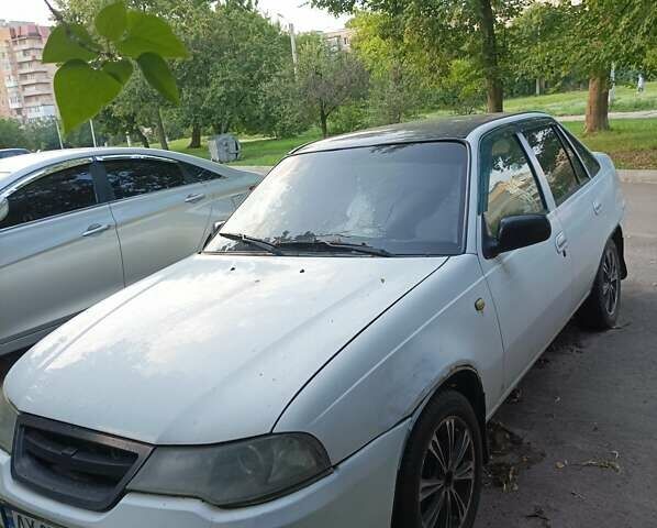 Білий Деу Нексія, об'ємом двигуна 1.5 л та пробігом 200 тис. км за 1500 $, фото 1 на Automoto.ua