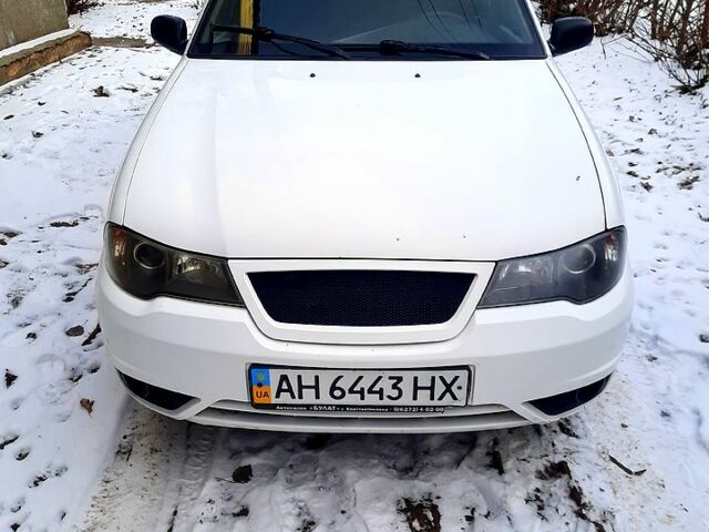 Белый Дэу Нексия, объемом двигателя 1.5 л и пробегом 28000 тыс. км за 1450 $, фото 1 на Automoto.ua