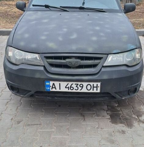 Белый Дэу Нексия, объемом двигателя 1.5 л и пробегом 276 тыс. км за 700 $, фото 1 на Automoto.ua