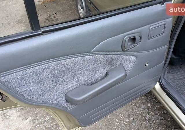 Бежевий Деу Нексія, об'ємом двигуна 1.5 л та пробігом 155 тис. км за 2255 $, фото 1 на Automoto.ua