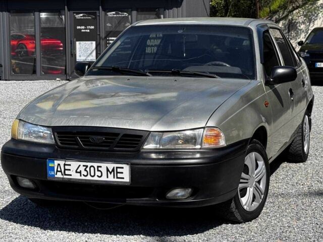 Деу Нексія 2007 у Дніпро (Дніпропетровську) на Automoto.ua Бежевий Деу Нексія, об'ємом двигуна 1.5 л та пробігом 191 тис. км за 1900 $, фото 1 на Automoto.ua