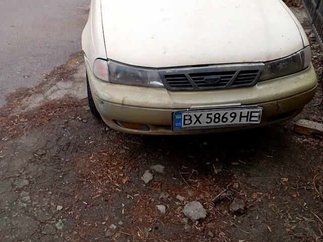 Бежевий Деу Нексія, об'ємом двигуна 1.5 л та пробігом 0 тис. км за 500 $, фото 1 на Automoto.ua