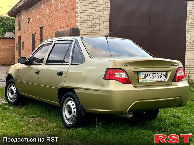Бежевий Деу Нексія, об'ємом двигуна 1.5 л та пробігом 47 тис. км за 3300 $, фото 1 на Automoto.ua
