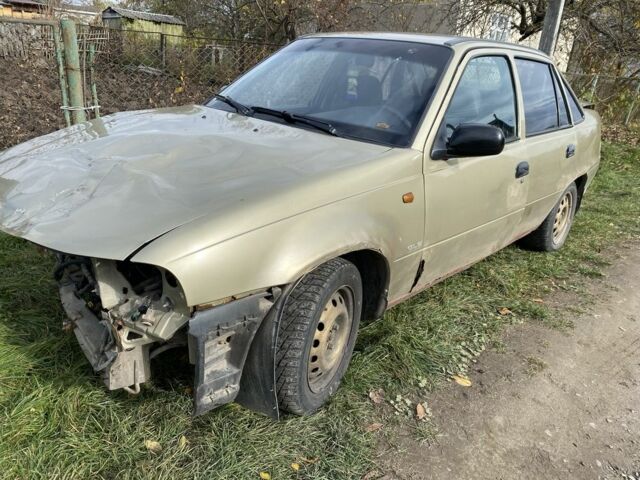Деу Нексія 2009 у Козовой на Automoto.ua Бежевий Деу Нексія, об'ємом двигуна 1.5 л та пробігом 70 тис. км за 714 $, фото 1 на Automoto.ua