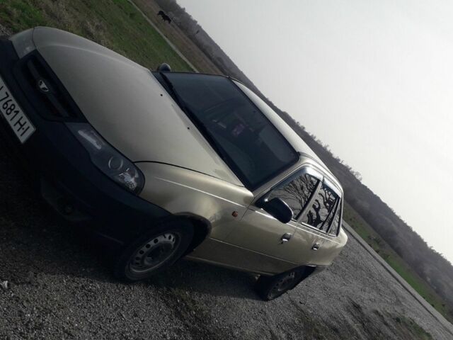 Бежевий Деу Нексія, об'ємом двигуна 1.5 л та пробігом 200 тис. км за 2000 $, фото 1 на Automoto.ua