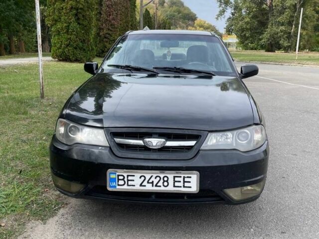 Чорний Деу Нексія, об'ємом двигуна 1.6 л та пробігом 330 тис. км за 1300 $, фото 1 на Automoto.ua
