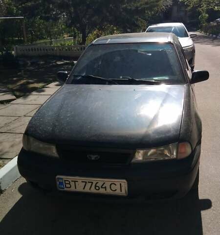 Черный Дэу Нексия, объемом двигателя 1.5 л и пробегом 2 тыс. км за 1500 $, фото 1 на Automoto.ua