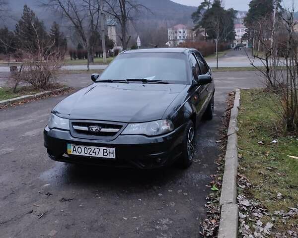 Черный Дэу Нексия, объемом двигателя 1.5 л и пробегом 160 тыс. км за 2550 $, фото 1 на Automoto.ua
